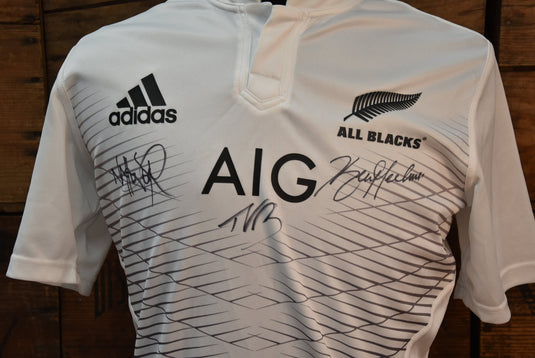 All Blacks 2015 Signed Jersey, from Unique Memorabilia. 