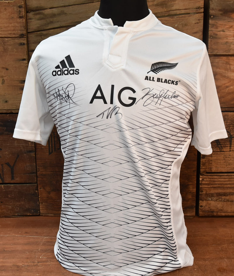 Load image into Gallery viewer, All Blacks 2015 Signed Jersey, from Unique Memorabilia. 
