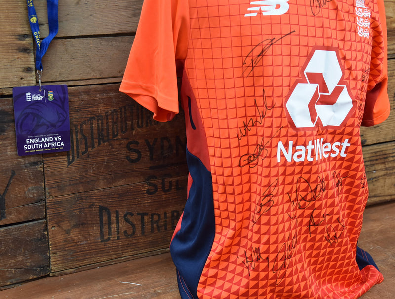 Load image into Gallery viewer, England vs South Africa 2022 Signed Shirt, from Unique Memorabilia. 
