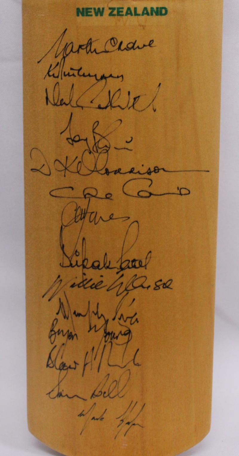 Load image into Gallery viewer, Australia vs New Zealand 1993 1st Test Signed Bat, from Unique Memorabilia. 
