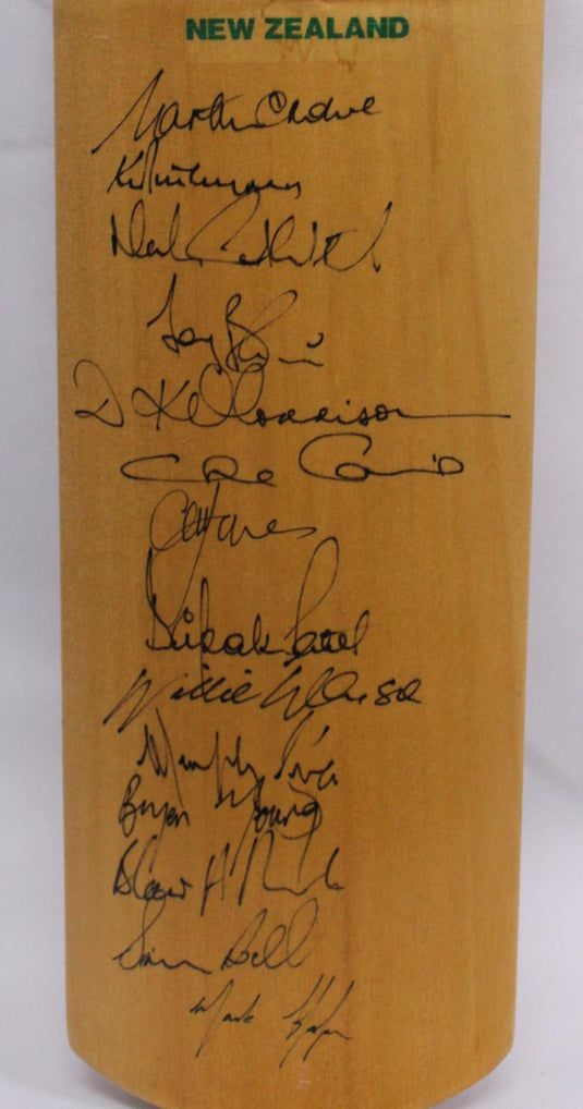 Australia vs New Zealand 1993 1st Test Signed Bat, from Unique Memorabilia. 