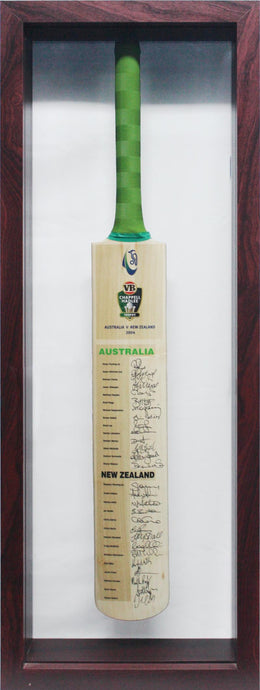 2004 Australia v New Zealand Signed Bat, from Unique Memorabilia. 