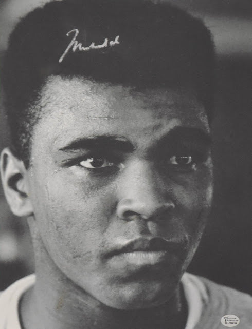 Load image into Gallery viewer, Muhammad Ali Personally Signed Portrait, from Unique Memorabilia. 
