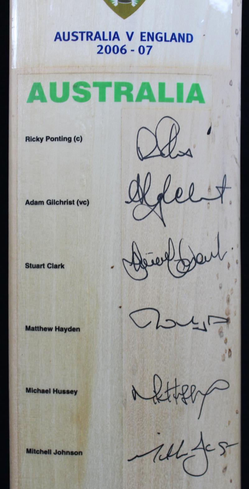 Load image into Gallery viewer, Warne, Ponting, Gilchrist Signed Bat from Unique Memorabilia
