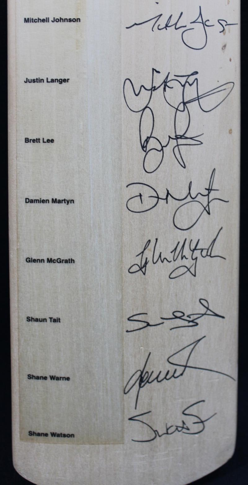 Load image into Gallery viewer, Warne, Ponting, Gilchrist Signed Bat from Unique Memorabilia
