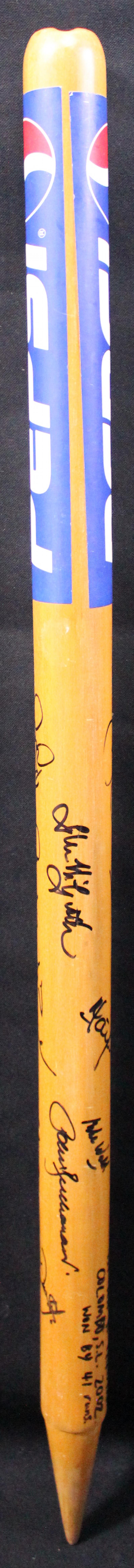 Load image into Gallery viewer, Jason Gillespie's Test Stump 2002 Signed by 16 Incl. Warne, Ponting, Waugh
