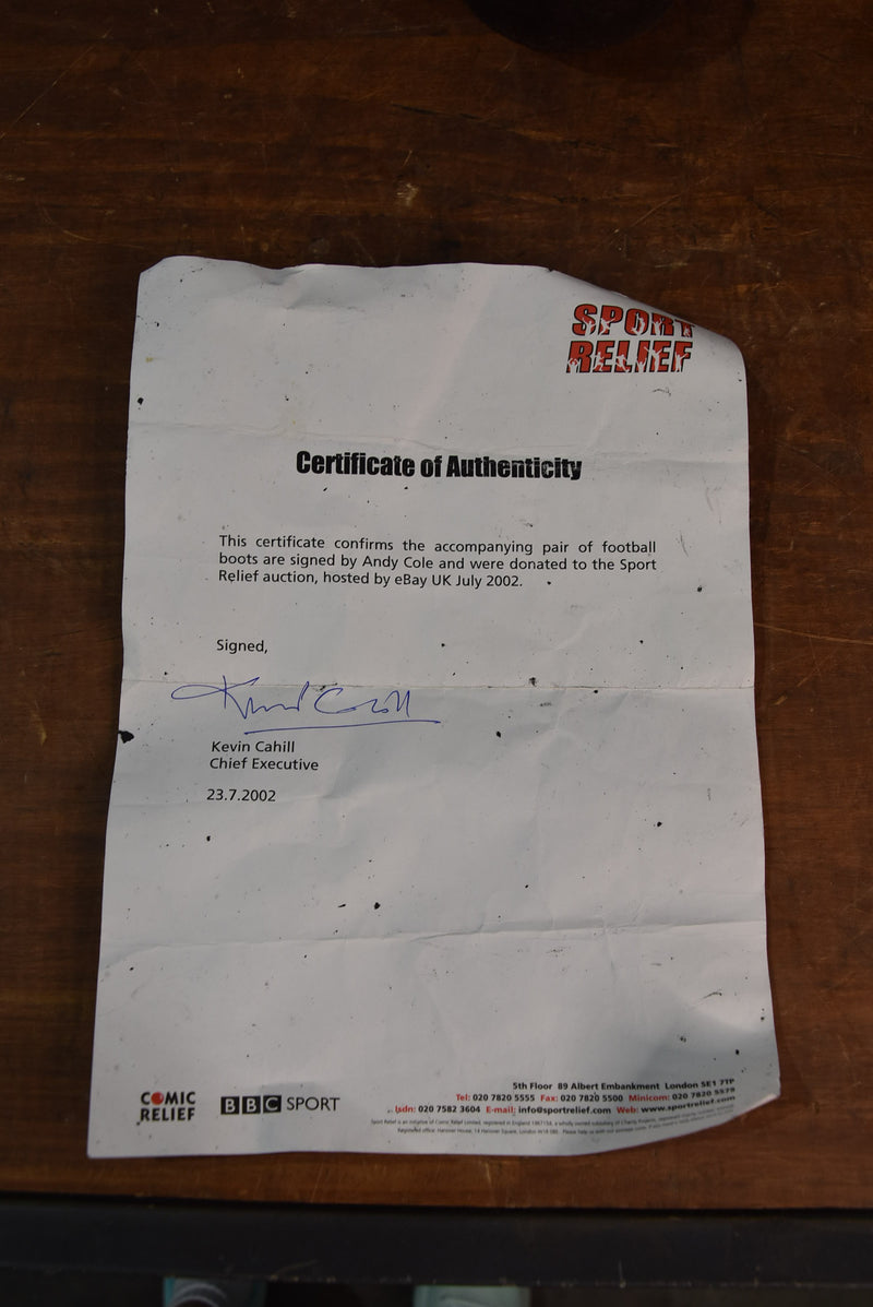 Load image into Gallery viewer, Andy Cole Manchester United Match-Worn Boot
