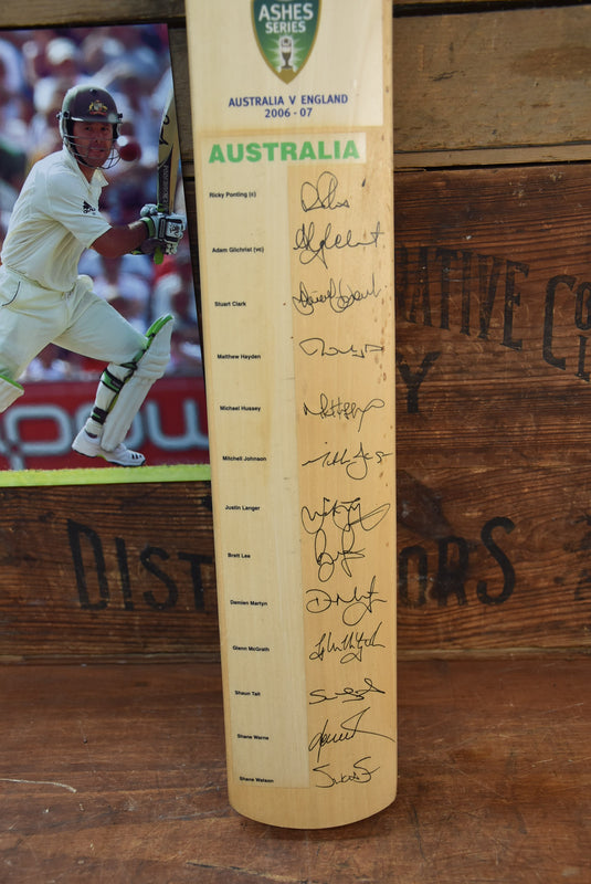 Australia 2006-2007 Ashes Team Signed Bat Incl Warne, Ponting, Gilchrist