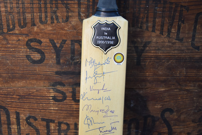 Load image into Gallery viewer, India in Australia 1991/1992 Team Signed Mini Bat
