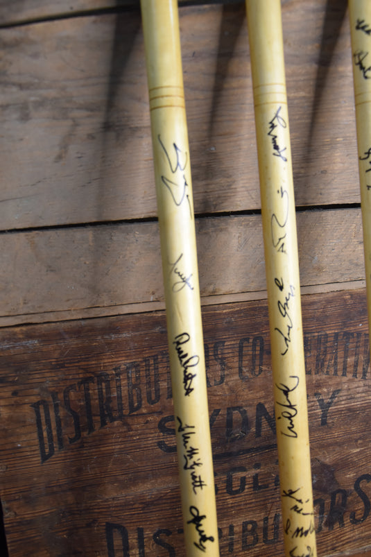 1999/2000 Stumps signed by Australia, India, Pakistan Inc. Warne, Tendulkar, Akram