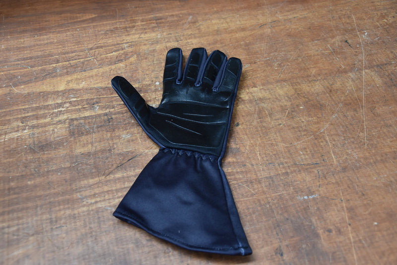 Load image into Gallery viewer, Oscar Piastri Personally Signed Race Glove
