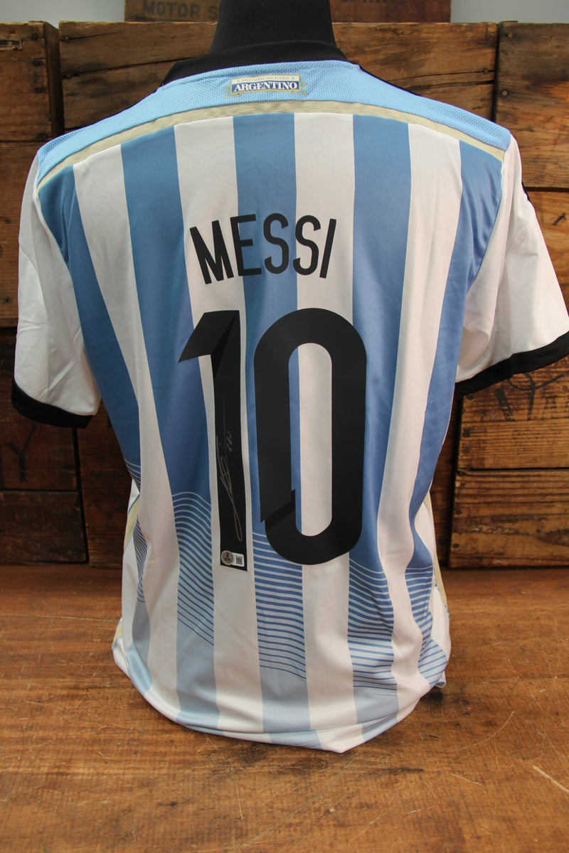 Load image into Gallery viewer, Lionel Messi Personally Signed Argentina Jersey - Beckett Witnessed COA
