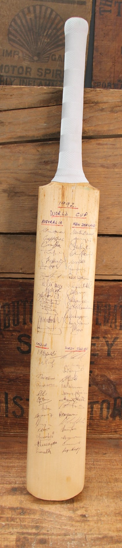 1992 World Cup Cricket Bat Personally Signed by All 9 Teams