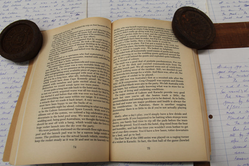 Load image into Gallery viewer, Allan Border - Handwritten Chapter for "An Autobiography" (1986)
