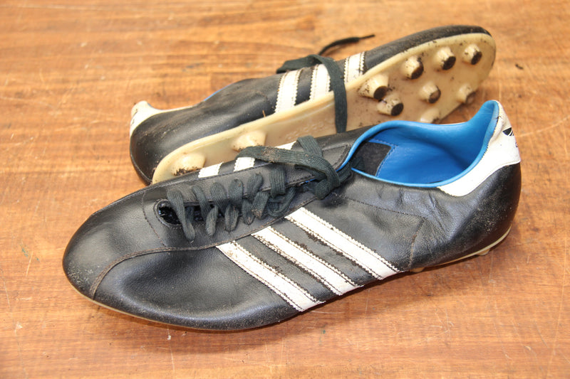 Load image into Gallery viewer, Sydney Swans Brownlow Collection Incl. Barry Round's Matchworn Boots
