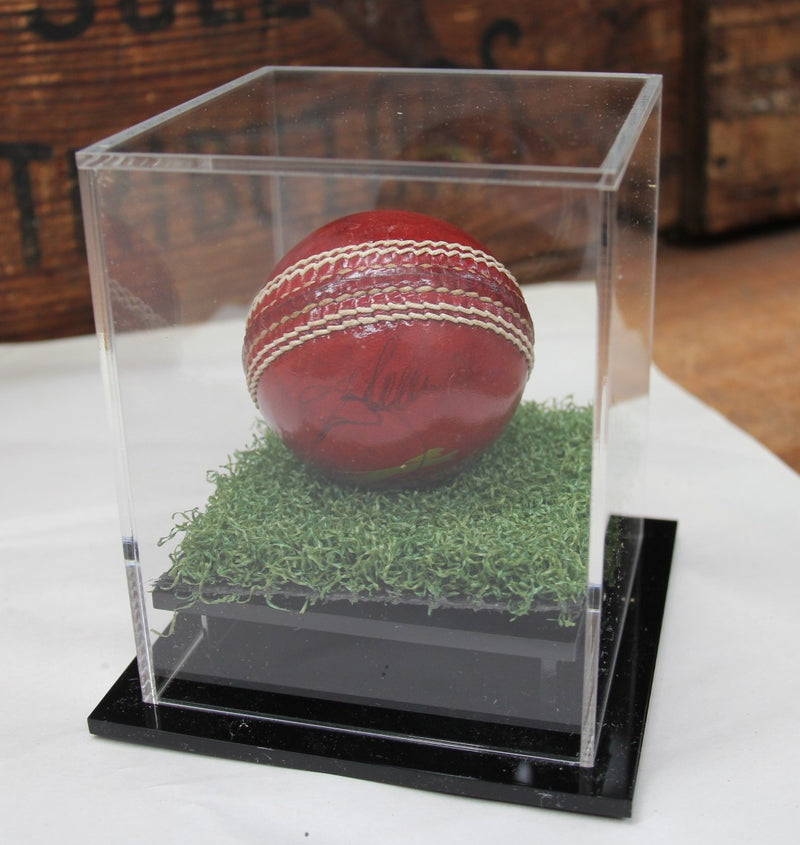 Load image into Gallery viewer, Dennis Lillee Collection Including Multiple Signed Items
