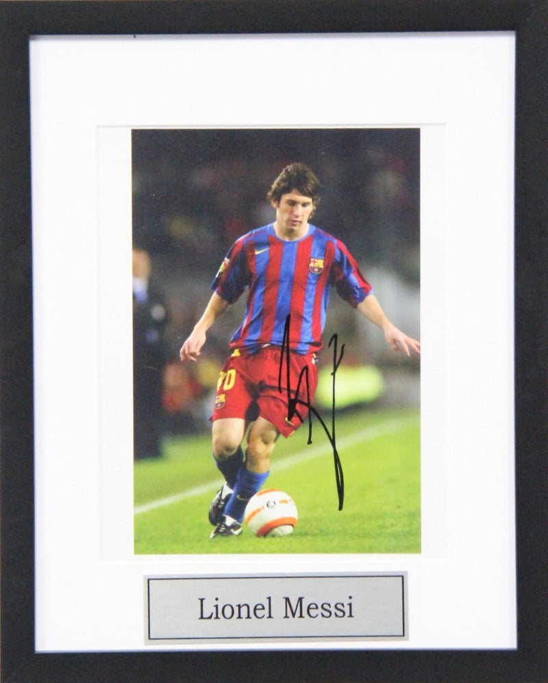 Load image into Gallery viewer, Lionel Messi Personally Signed Barcelona Photo, Framed
