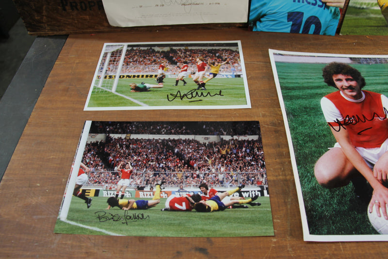 Load image into Gallery viewer, Arsenal - Signed Photos - Gunners Heritage Collection
