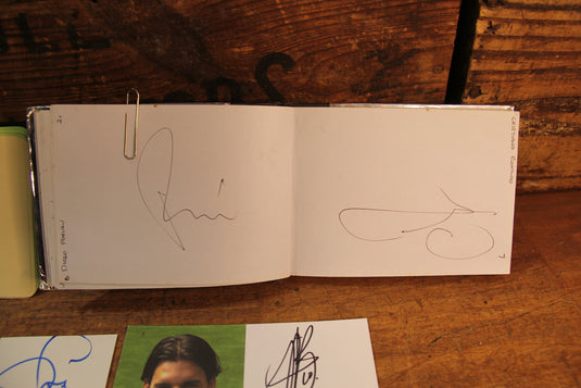 Manchester United Autographs - The Finest Collection in the World.