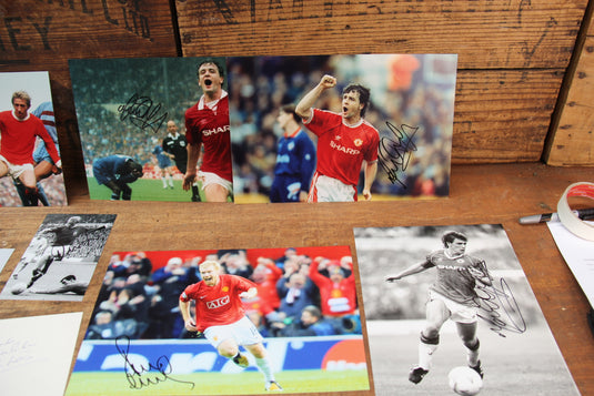 Manchester United Autographs - The Finest Collection in the World.