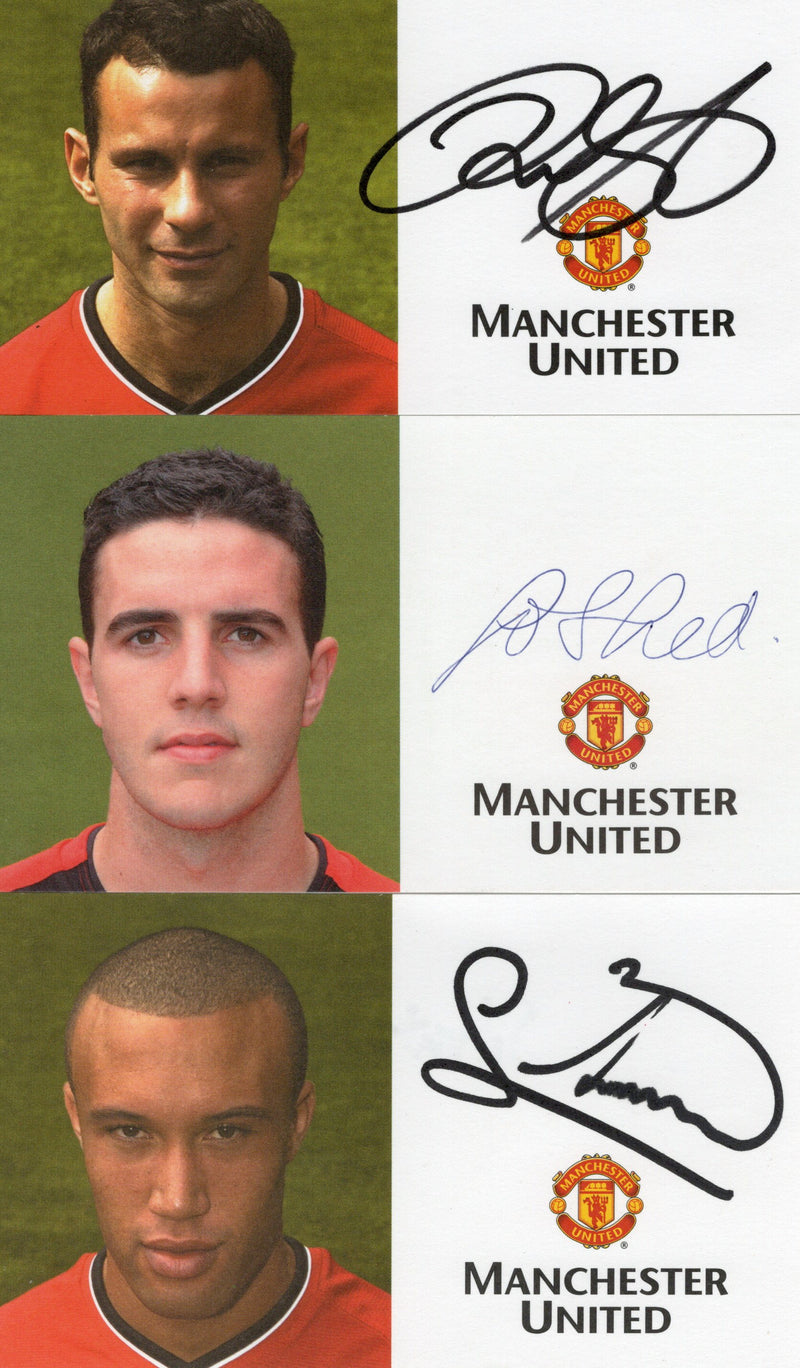 Load image into Gallery viewer, Manchester United - Official Player Cards Personally Signed by 11 Greats
