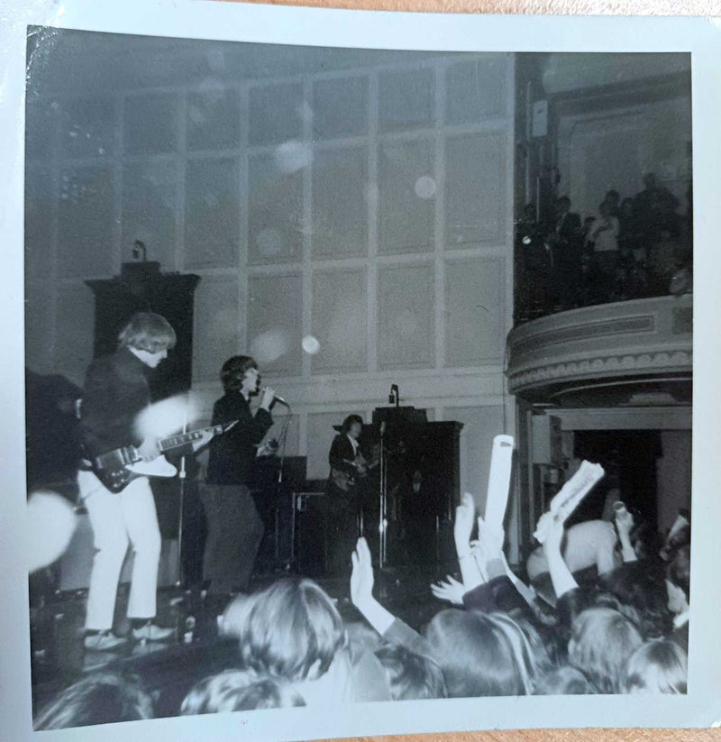 Load image into Gallery viewer, Original Rolling Stones Member Autographs With Images From The Signing Concert
